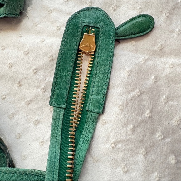 🥀 Authentic BALENCIAGA Chevre Giant 21 Gold Hardware City tote in Vert Gazon 🥀 - Picture 10 of 16